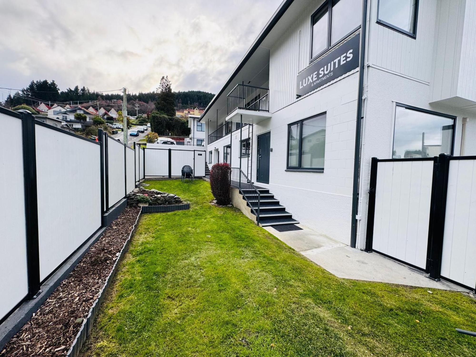 Luxe & Motel 5*